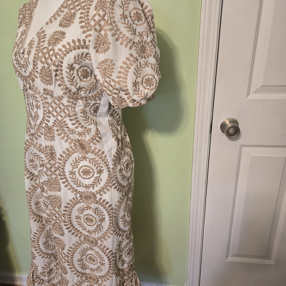 Adelyn Rae Gold and Cream Midi Dress - Picture 7 of 9